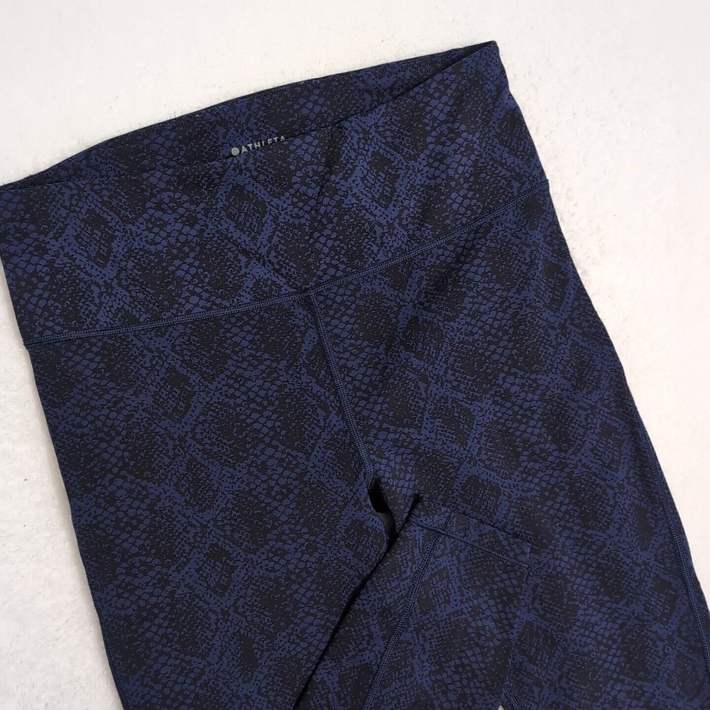 Athleta Ultimate Stash Pocket 7/8‎ Tight Blue Snakeskin Print High Rise 27x24 Sm